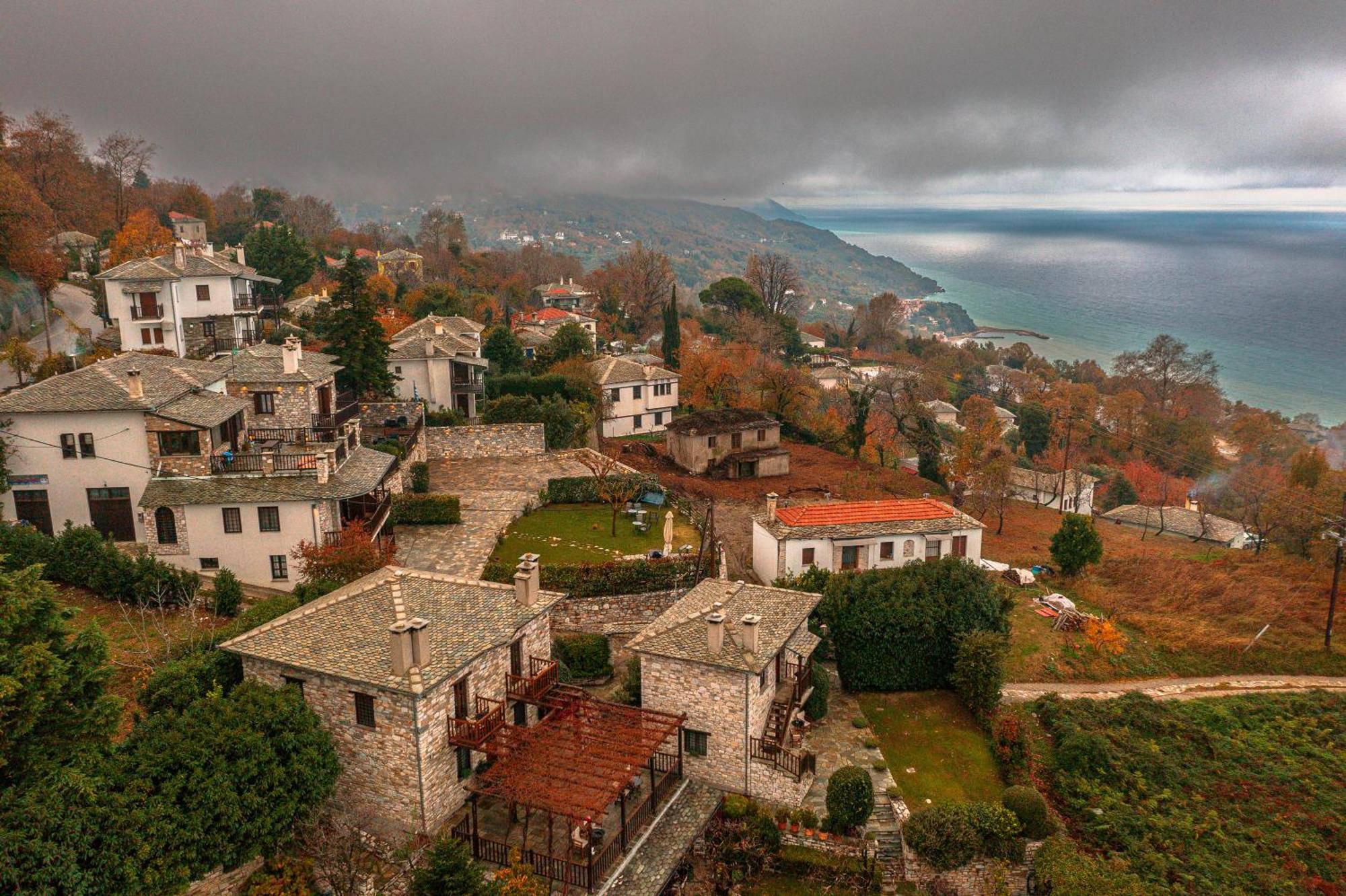 Apartamento Mple Feggari Mourésion Exterior foto